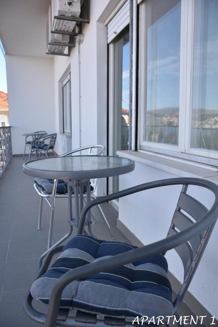 טרוגיר Apartments Luka מראה חיצוני תמונה