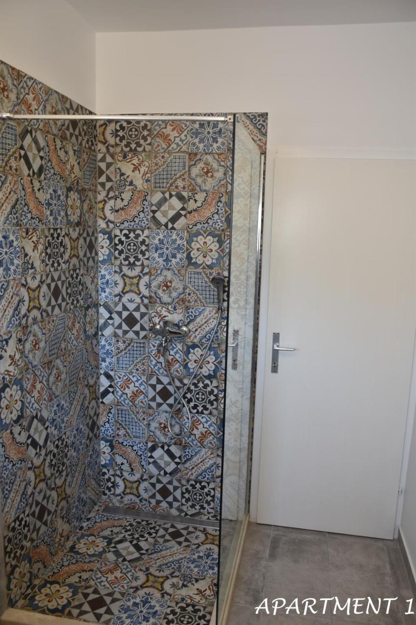 טרוגיר Apartments Luka מראה חיצוני תמונה