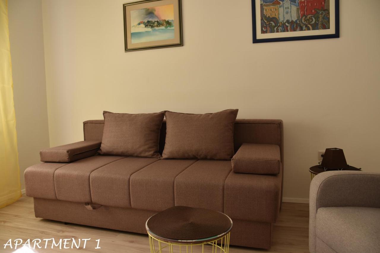 טרוגיר Apartments Luka מראה חיצוני תמונה
