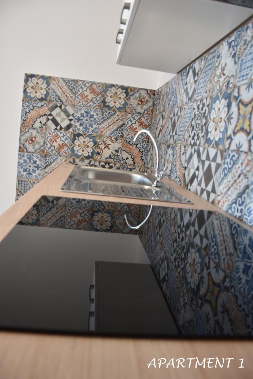 טרוגיר Apartments Luka מראה חיצוני תמונה