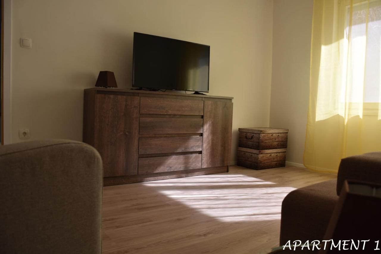 טרוגיר Apartments Luka מראה חיצוני תמונה