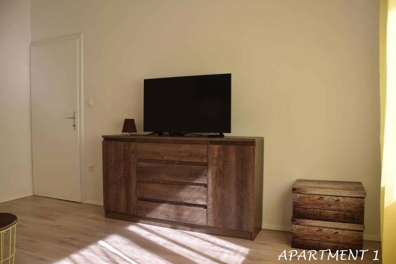 טרוגיר Apartments Luka מראה חיצוני תמונה